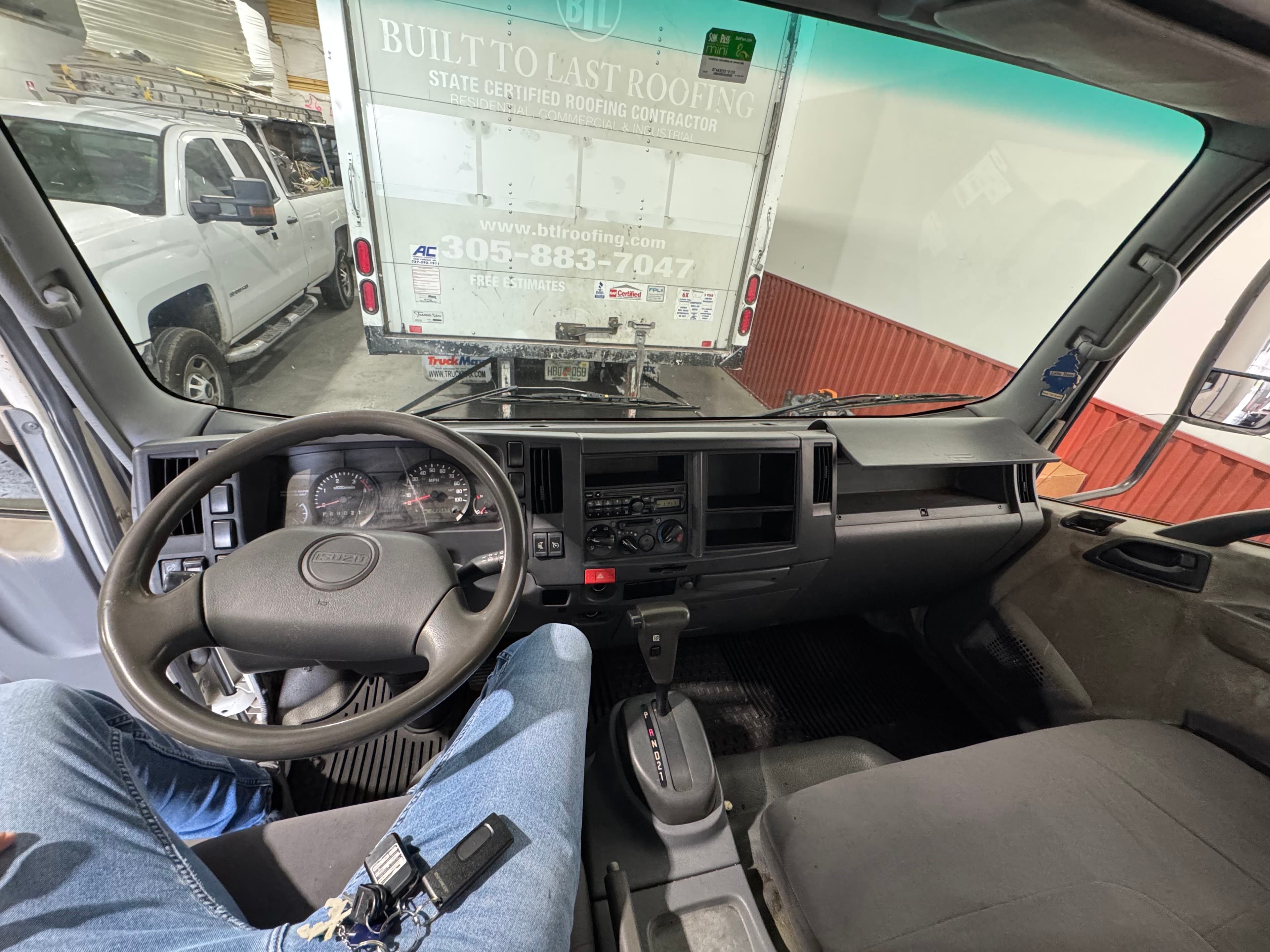 Box truck for sale (Price Negotiable) 7