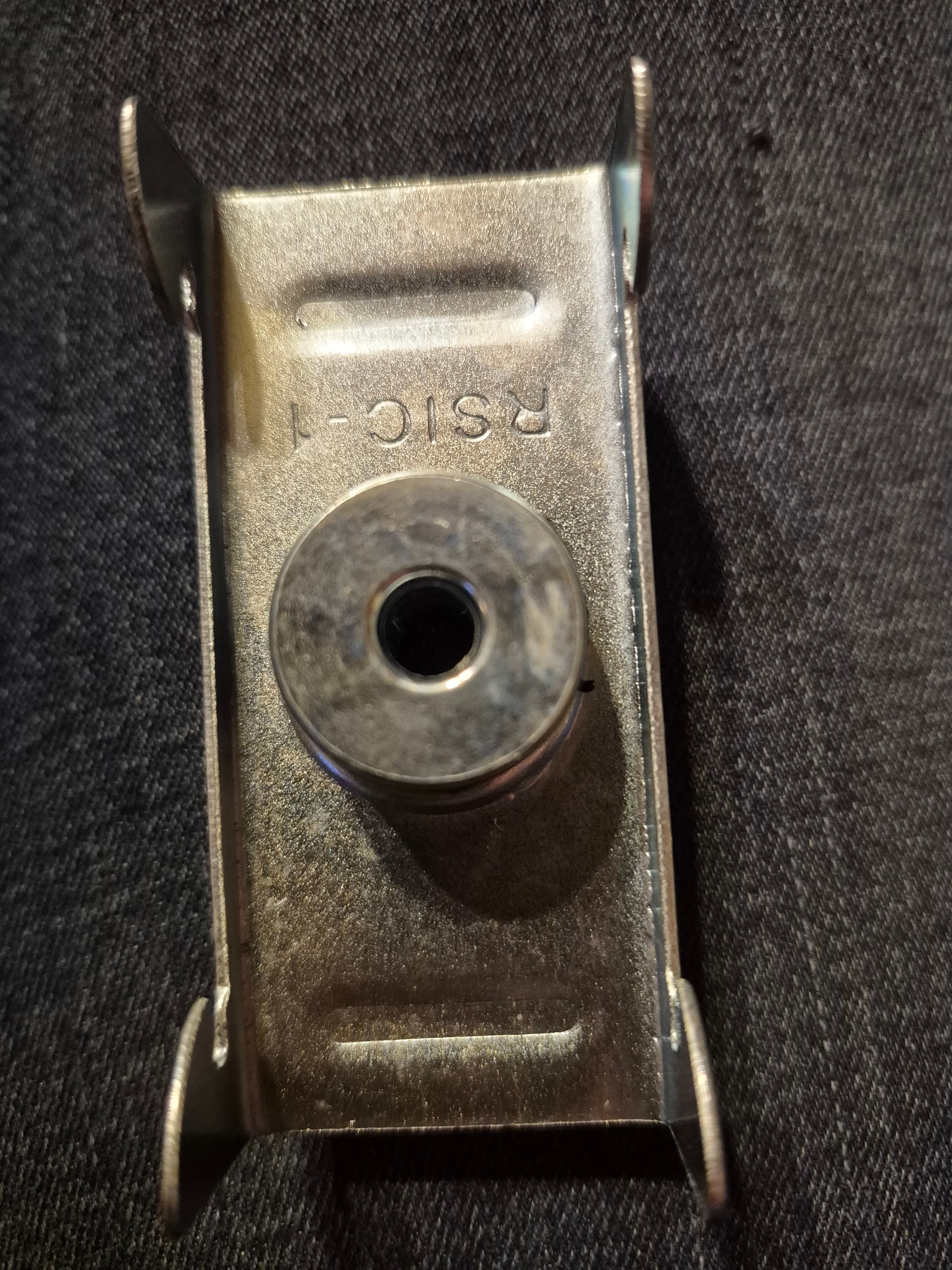 RSIC-1 sound isolation clip 2