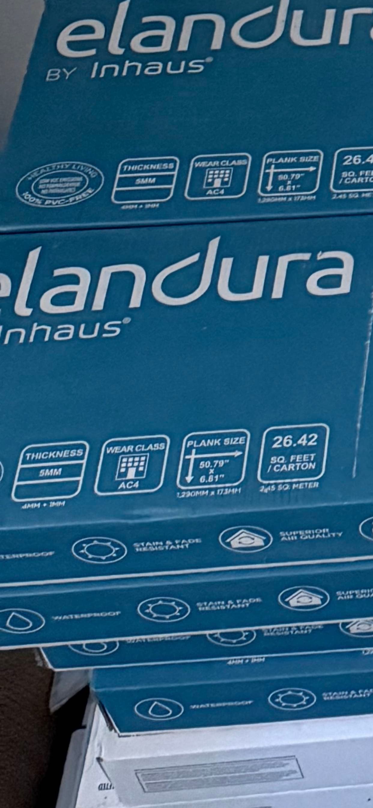 Waterproof Flooring Elandura (Inhaus) - 36 boxes / 951 sq ft - MOVING SALE ( Eko product ) 5