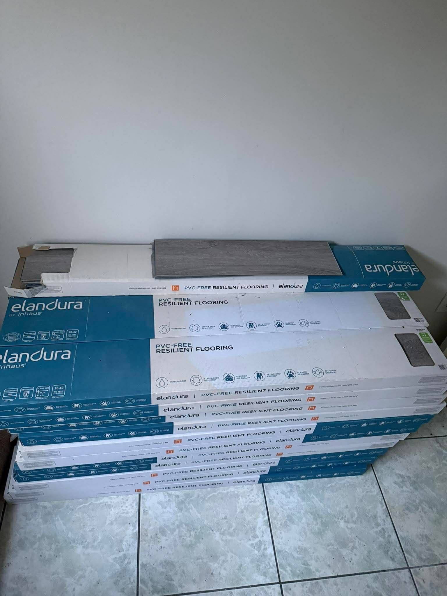 Waterproof Flooring Elandura (Inhaus) - 36 boxes / 951 sq ft - MOVING SALE ( Eko product ) 9