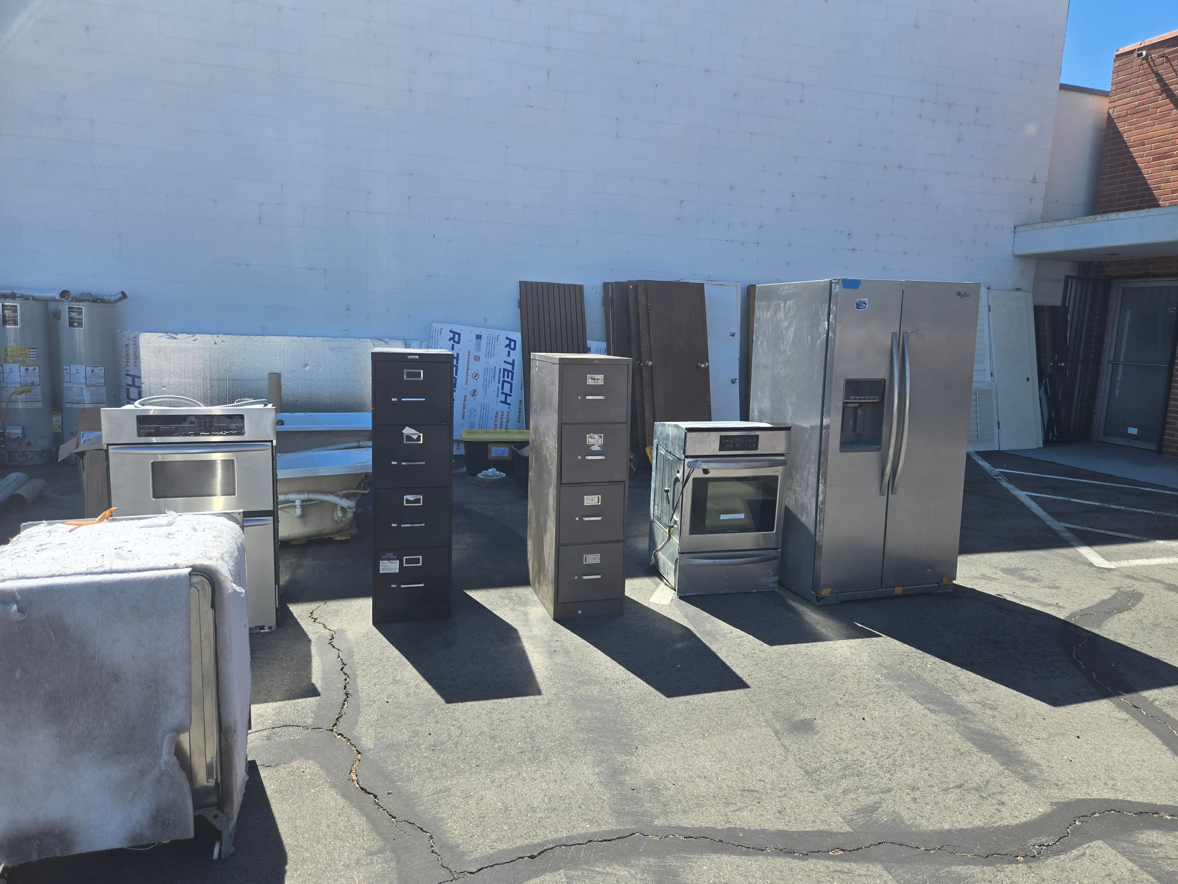 BUILDING & CONSTRUCTION MATERIALS - Items for FREE and FOR SALE 3